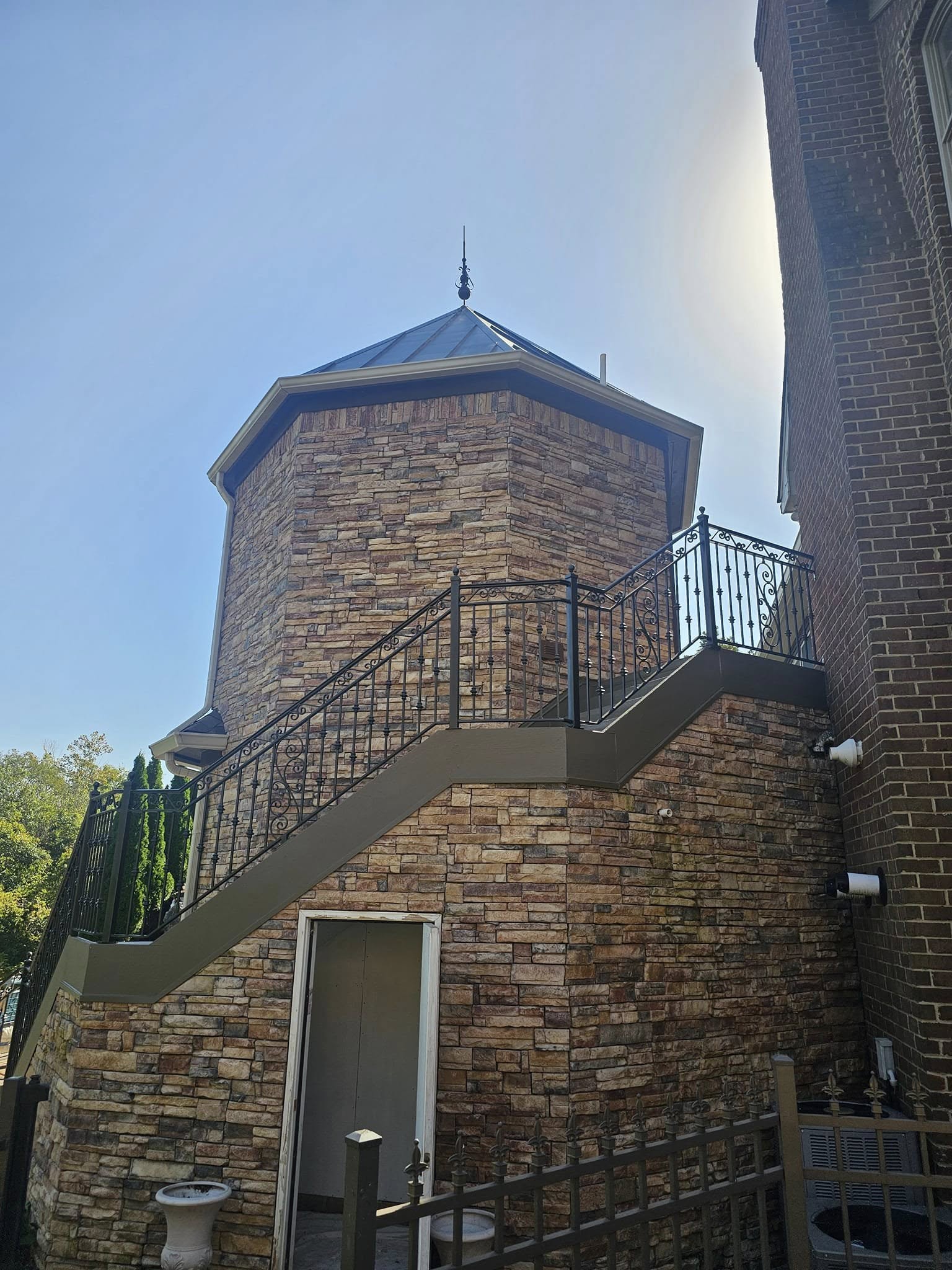 490738879_1960480137818594_2884344406180505914_n